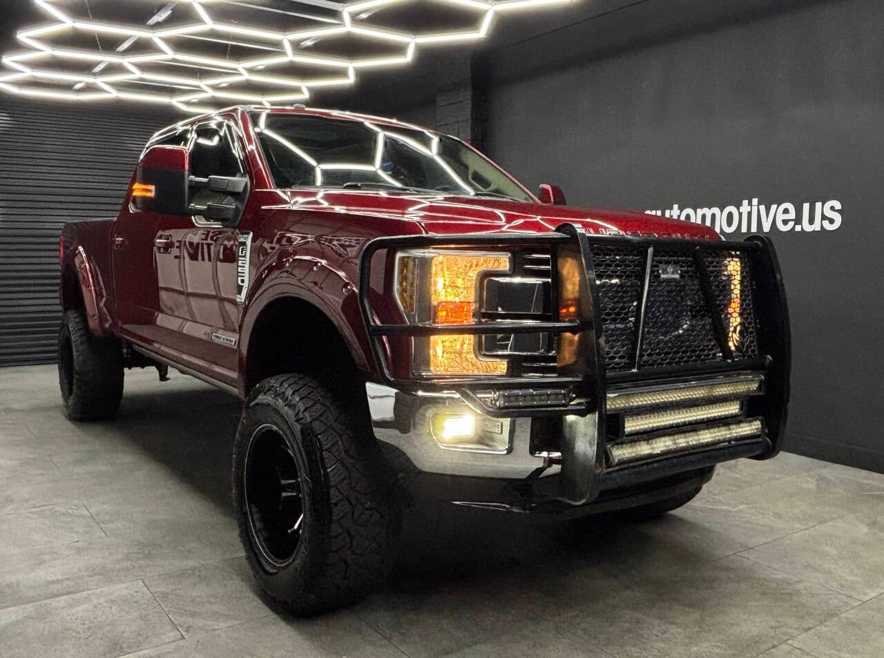 2017 Ford F-250 Super Duty Lariat 4x4 4dr Crew Cab 6.8 ft. SB Pickup