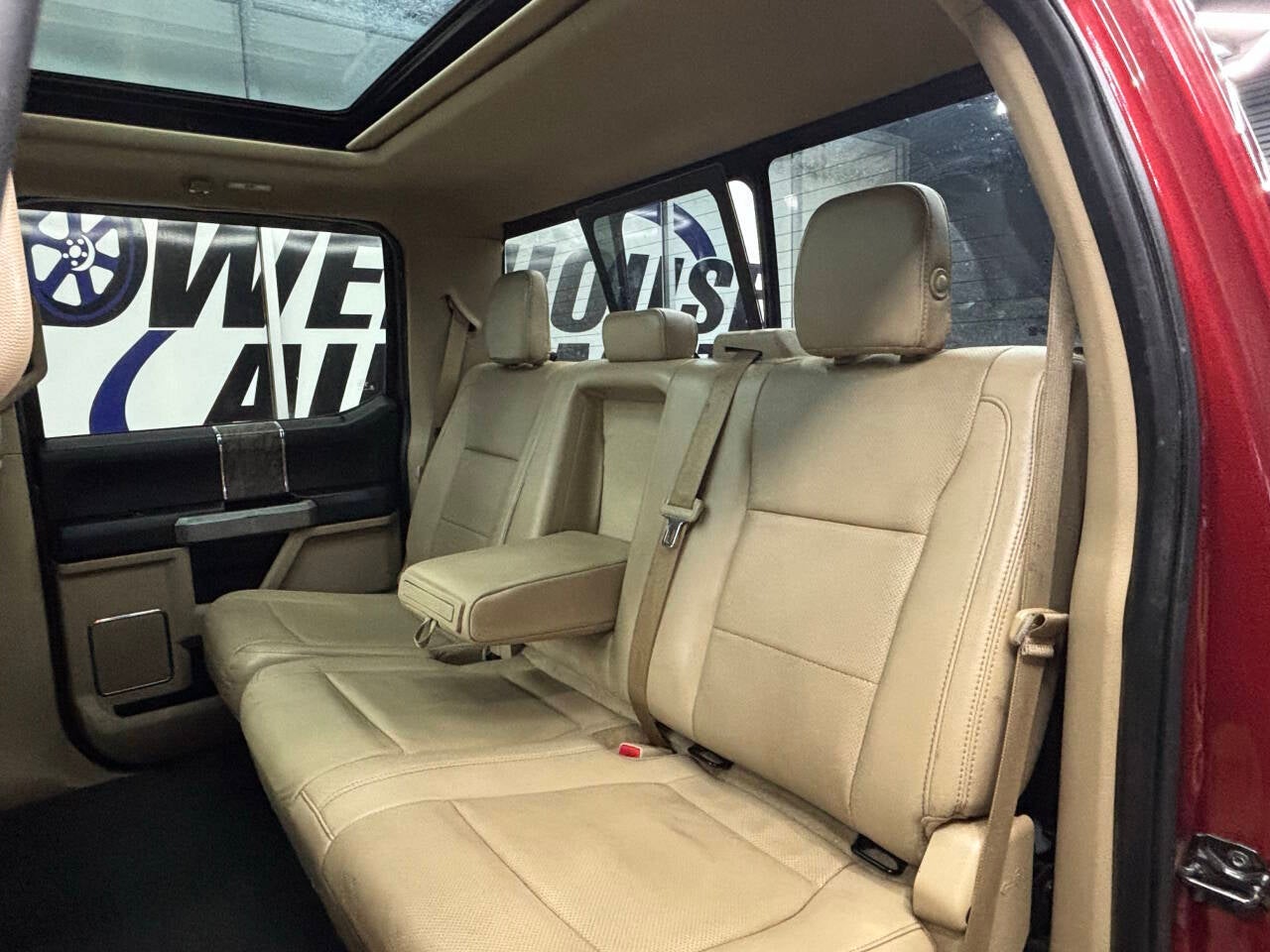 2017 Ford F-250 Super Duty Lariat 4x4 4dr Crew Cab 6.8 ft. SB Pickup