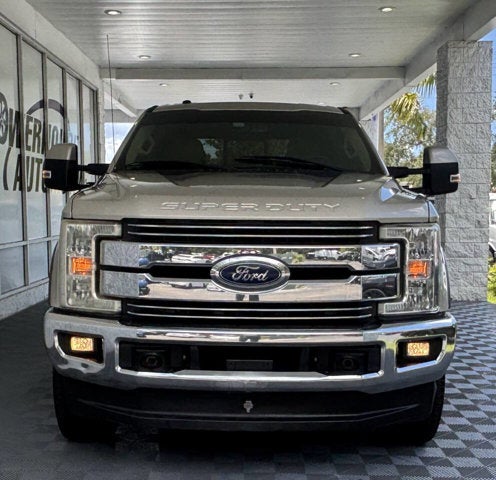 2017 Ford Super Duty F-250 SRW Lariat 4x4 4dr Crew Cab 6.8 ft. SB Pickup