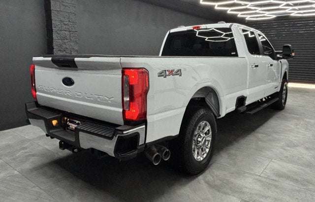 2023 Ford Super Duty F-250 SRW XL 4x4 4dr Crew Cab 8 ft. LB Pickup