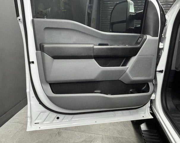 2023 Ford Super Duty F-250 SRW XL 4x4 4dr Crew Cab 8 ft. LB Pickup