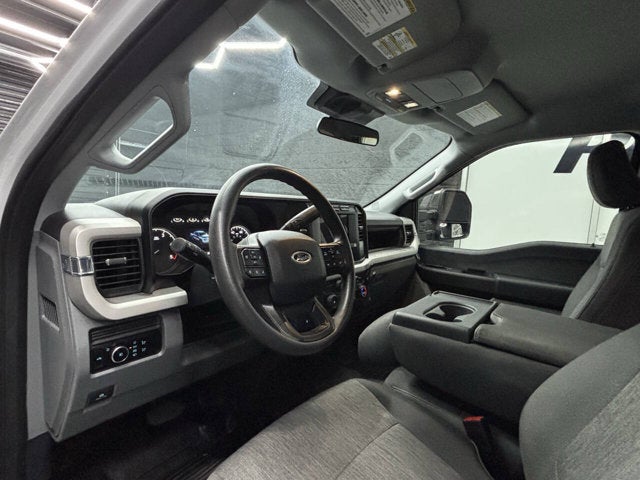 2023 Ford Super Duty F-250 SRW XL 4x4 4dr Crew Cab 8 ft. LB Pickup