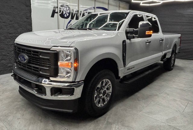 2023 Ford Super Duty F-250 SRW XL 4x4 4dr Crew Cab 8 ft. LB Pickup