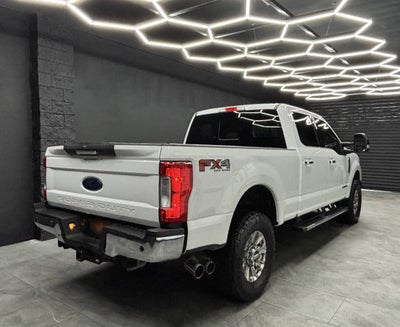 2018 Ford Super Duty F-250 SRW Lariat 4x4 4dr Crew Cab 6.8 ft. SB Pickup