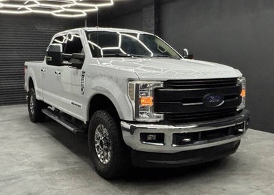 2018 Ford Super Duty F-250 SRW Lariat 4x4 4dr Crew Cab 6.8 ft. SB Pickup