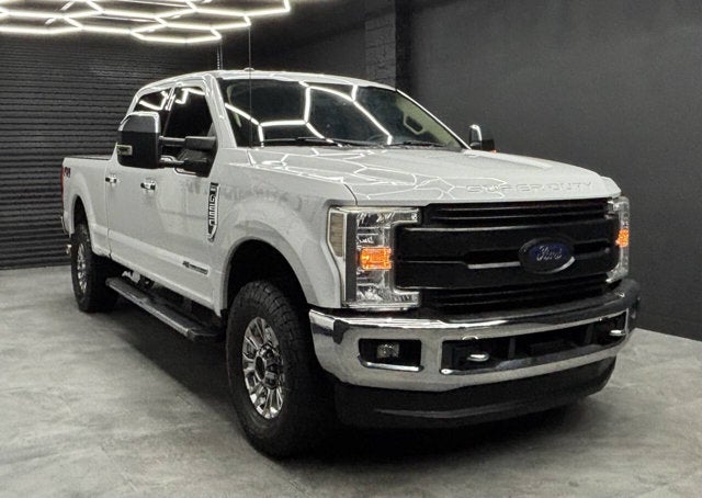 2018 Ford Super Duty F-250 SRW Lariat 4x4 4dr Crew Cab 6.8 ft. SB Pickup