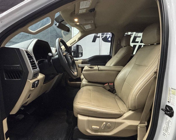 2018 Ford Super Duty F-250 SRW Lariat 4x4 4dr Crew Cab 6.8 ft. SB Pickup