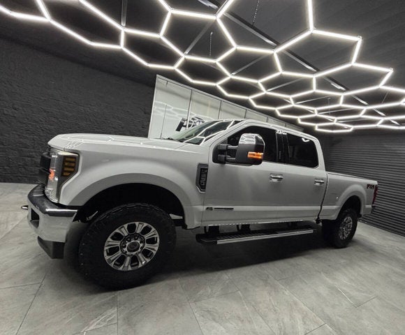 2018 Ford Super Duty F-250 SRW Lariat 4x4 4dr Crew Cab 6.8 ft. SB Pickup