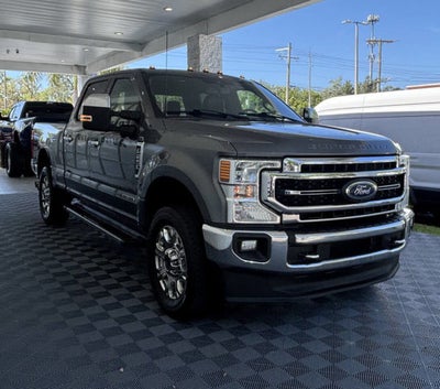 2022 Ford Super Duty F-250 SRW Lariat 4x4 4dr Crew Cab 6.8 ft. SB Pickup