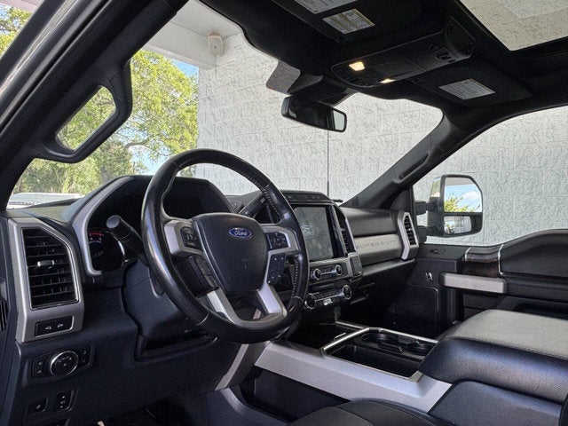 2022 Ford Super Duty F-250 SRW Lariat 4x4 4dr Crew Cab 6.8 ft. SB Pickup