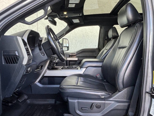 2022 Ford Super Duty F-250 SRW Lariat 4x4 4dr Crew Cab 6.8 ft. SB Pickup