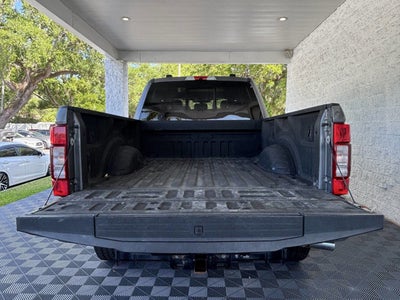 2022 Ford Super Duty F-250 SRW Lariat 4x4 4dr Crew Cab 6.8 ft. SB Pickup