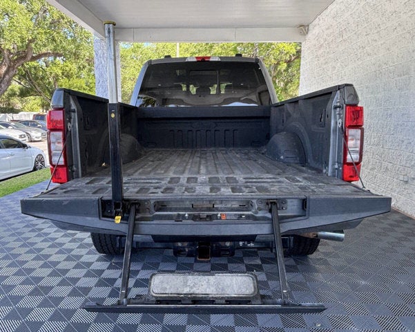 2022 Ford Super Duty F-250 SRW Lariat 4x4 4dr Crew Cab 6.8 ft. SB Pickup