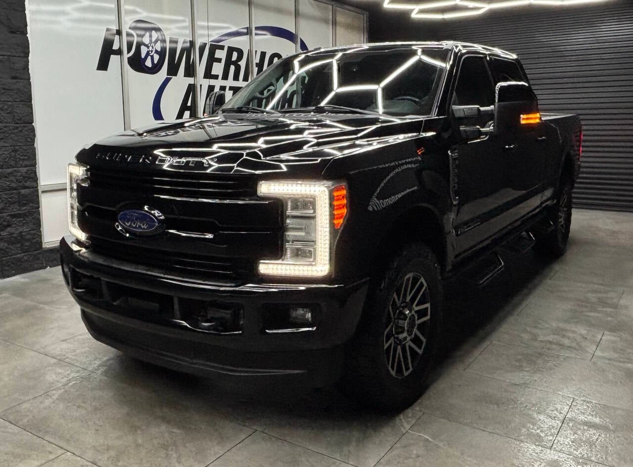 2017 Ford F-250 Super Duty Lariat 4x4 4dr Crew Cab 6.8 ft. SB Pickup