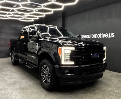 2017 Ford F-250 Super Duty Lariat 4x4 4dr Crew Cab 6.8 ft. SB Pickup