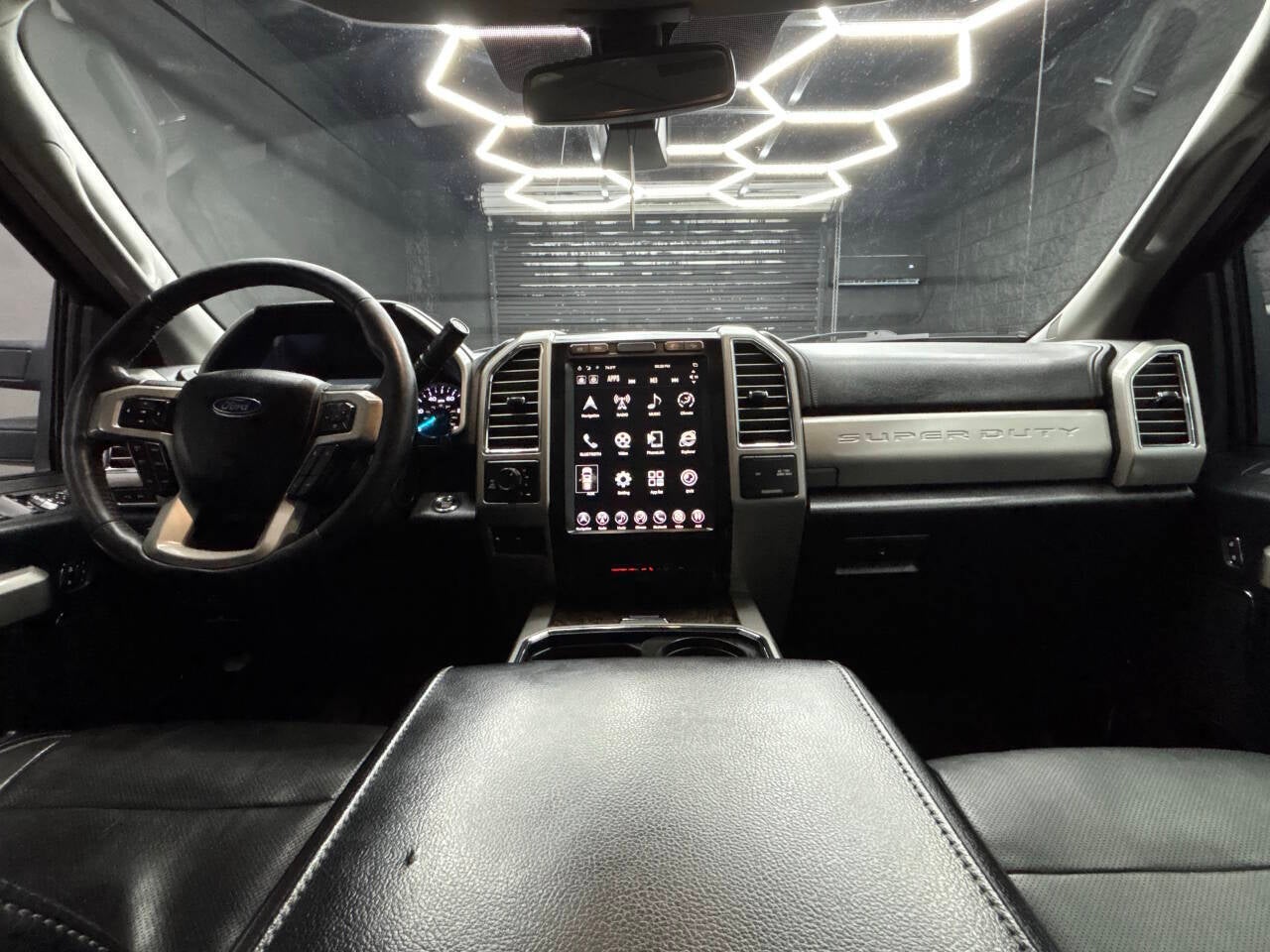 2017 Ford F-250 Super Duty Lariat 4x4 4dr Crew Cab 6.8 ft. SB Pickup