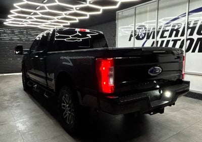 2017 Ford F-250 Super Duty Lariat 4x4 4dr Crew Cab 6.8 ft. SB Pickup