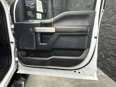 2022 Ford F-250 Super Duty Lariat 4x4 4dr Crew Cab 6.8 ft. SB Pickup