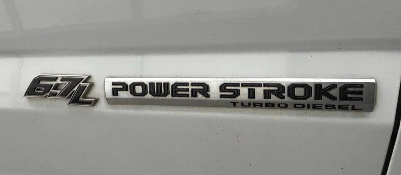 2022 Ford F-250 Super Duty Lariat 4x4 4dr Crew Cab 6.8 ft. SB Pickup