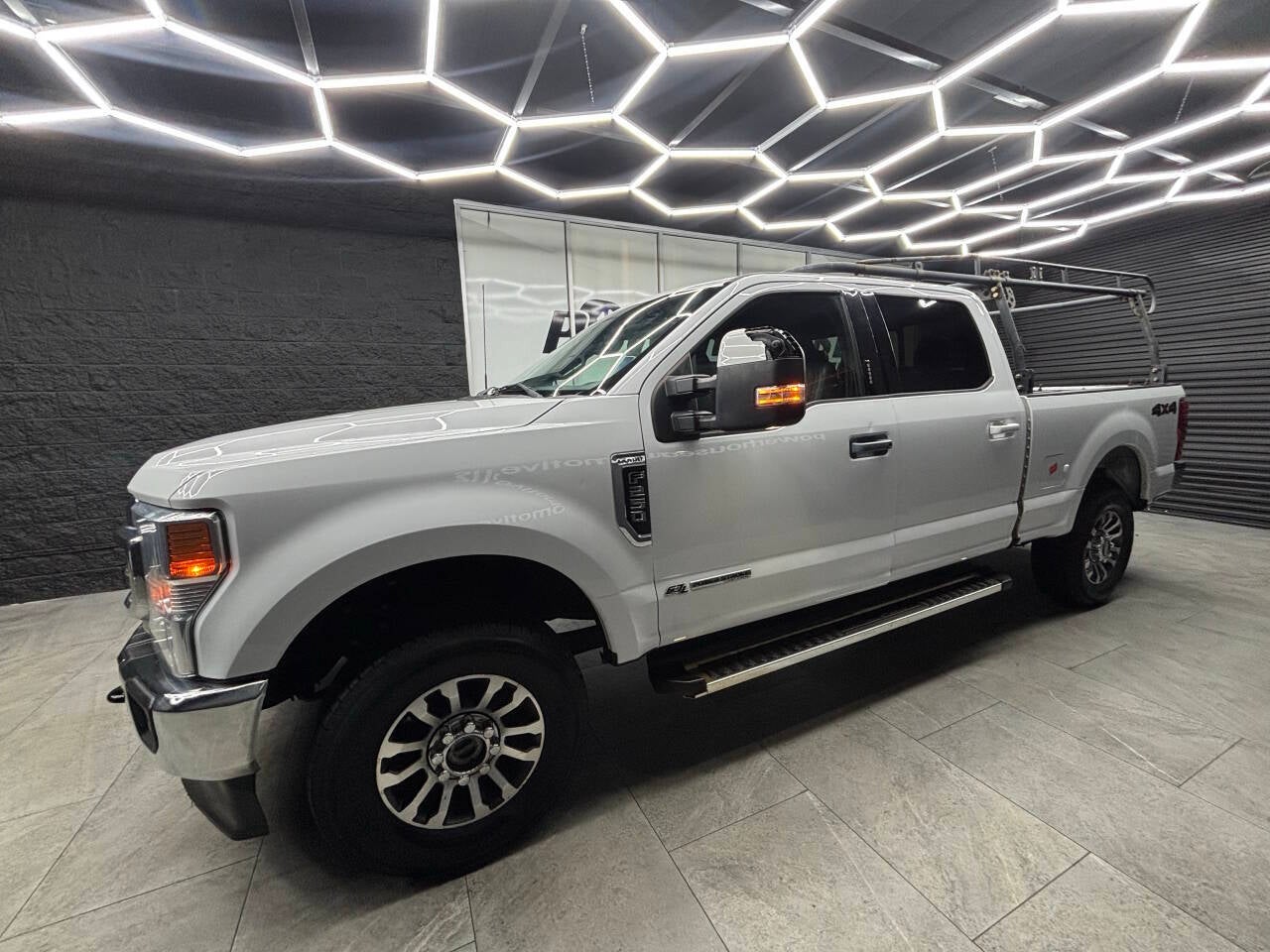 2022 Ford F-250 Super Duty Lariat 4x4 4dr Crew Cab 6.8 ft. SB Pickup