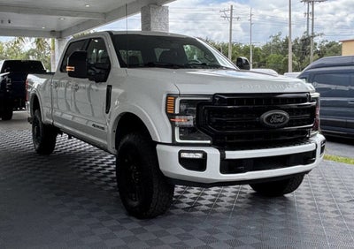 2022 Ford Super Duty F-250 SRW Lariat 4x4 4dr Crew Cab 6.8 ft. SB Pickup