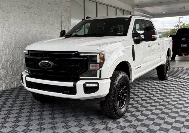 2022 Ford Super Duty F-250 SRW Lariat 4x4 4dr Crew Cab 6.8 ft. SB Pickup