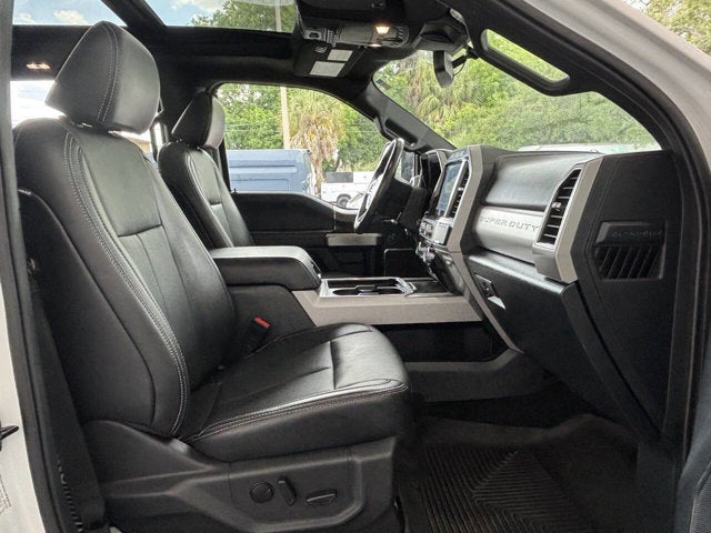 2022 Ford Super Duty F-250 SRW Lariat 4x4 4dr Crew Cab 6.8 ft. SB Pickup