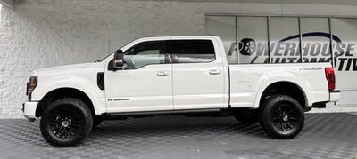 2022 Ford Super Duty F-250 SRW Lariat 4x4 4dr Crew Cab 6.8 ft. SB Pickup