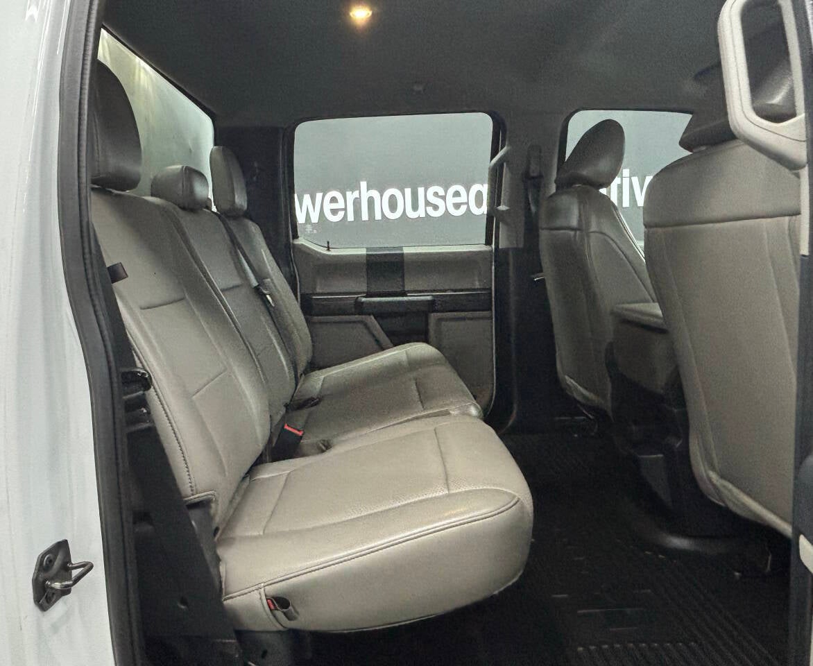 2022 Ford F-250 Super Duty XLT 4x4 4dr Crew Cab 6.8 ft. SB Pickup