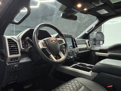 2022 Ford F-250 Super Duty Platinum 4x4 4dr Crew Cab 6.8 ft. SB Pickup
