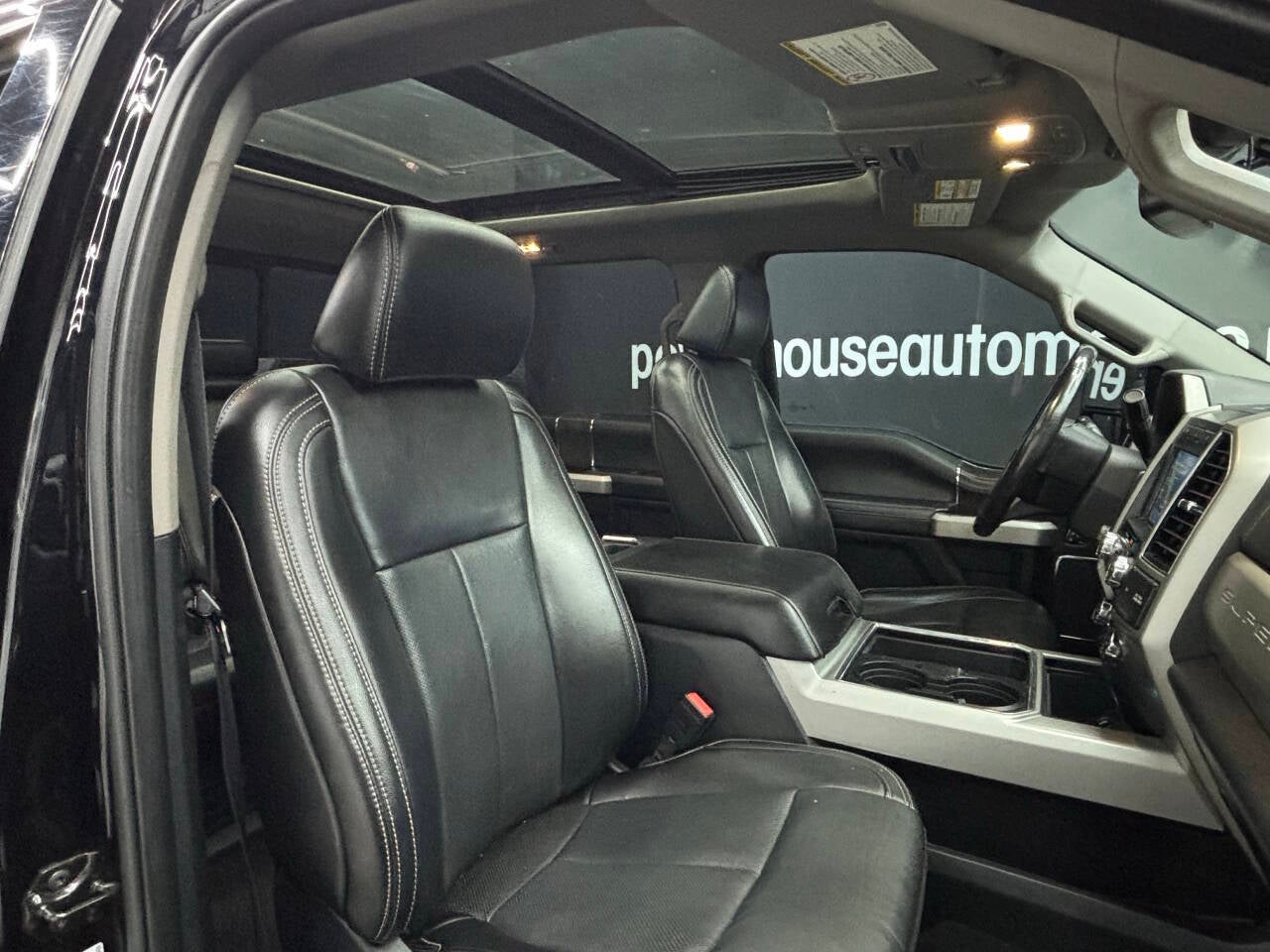 2021 Ford F-250 Super Duty Lariat 4x4 4dr Crew Cab 6.8 ft. SB Pickup