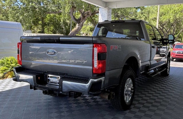 2023 Ford Super Duty F-250 SRW XLT 4x4 4dr Crew Cab 8 ft. LB Pickup