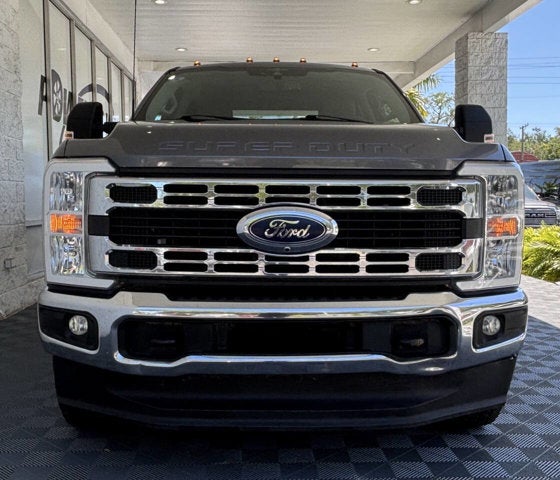 2023 Ford Super Duty F-250 SRW XLT 4x4 4dr Crew Cab 8 ft. LB Pickup