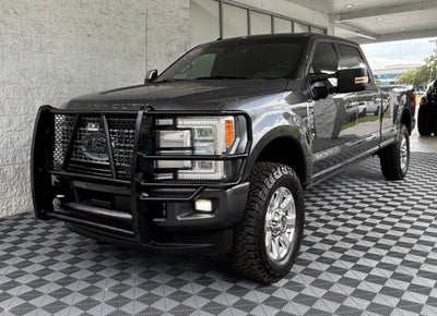 2017 Ford Super Duty F-350 SRW Platinum 4x4 4dr Crew Cab 8 ft. LB SRW Pickup