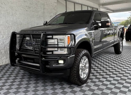 2017 Ford Super Duty F-350 SRW Platinum 4x4 4dr Crew Cab 8 ft. LB SRW Pickup