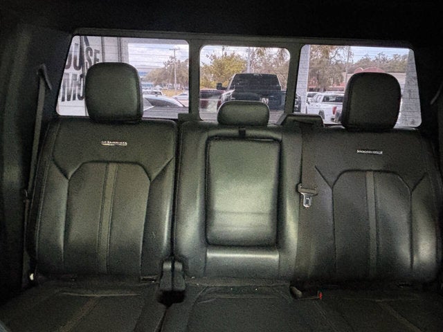 2017 Ford Super Duty F-350 SRW Platinum 4x4 4dr Crew Cab 8 ft. LB SRW Pickup