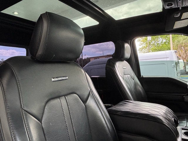 2017 Ford Super Duty F-350 SRW Platinum 4x4 4dr Crew Cab 8 ft. LB SRW Pickup