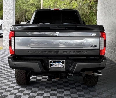 2017 Ford Super Duty F-350 SRW Platinum 4x4 4dr Crew Cab 8 ft. LB SRW Pickup