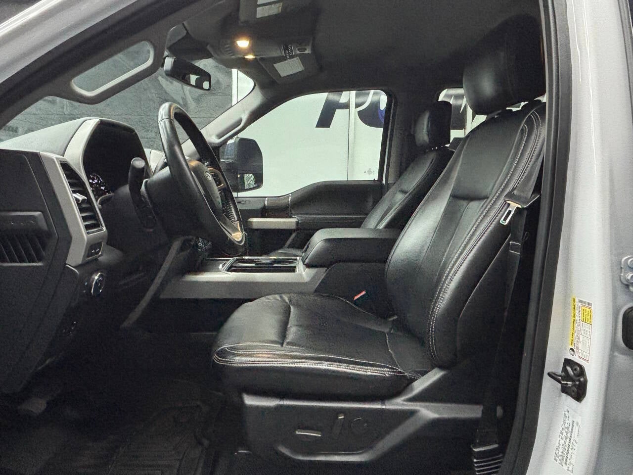 2020 Ford F-350 Super Duty Lariat 4x4 4dr Crew Cab 8 ft. LB SRW Pickup