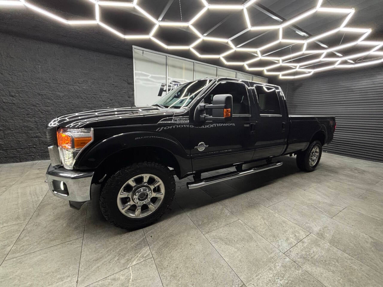 2015 Ford F-350 Super Duty Lariat 4x4 4dr Crew Cab 6.8 ft. SB SRW Pickup