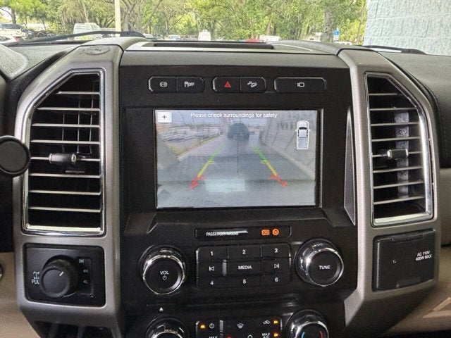 2017 Ford Super Duty F-350 SRW Lariat 4x4 4dr Crew Cab 8 ft. LB SRW Pickup