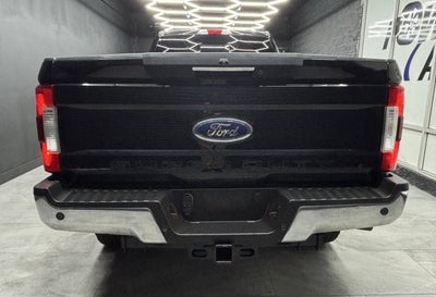 2017 Ford Super Duty F-350 SRW Lariat 4x4 4dr Crew Cab 8 ft. LB SRW Pickup