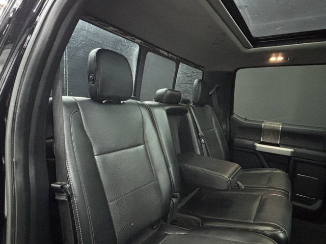 2017 Ford Super Duty F-350 SRW Lariat 4x4 4dr Crew Cab 8 ft. LB SRW Pickup