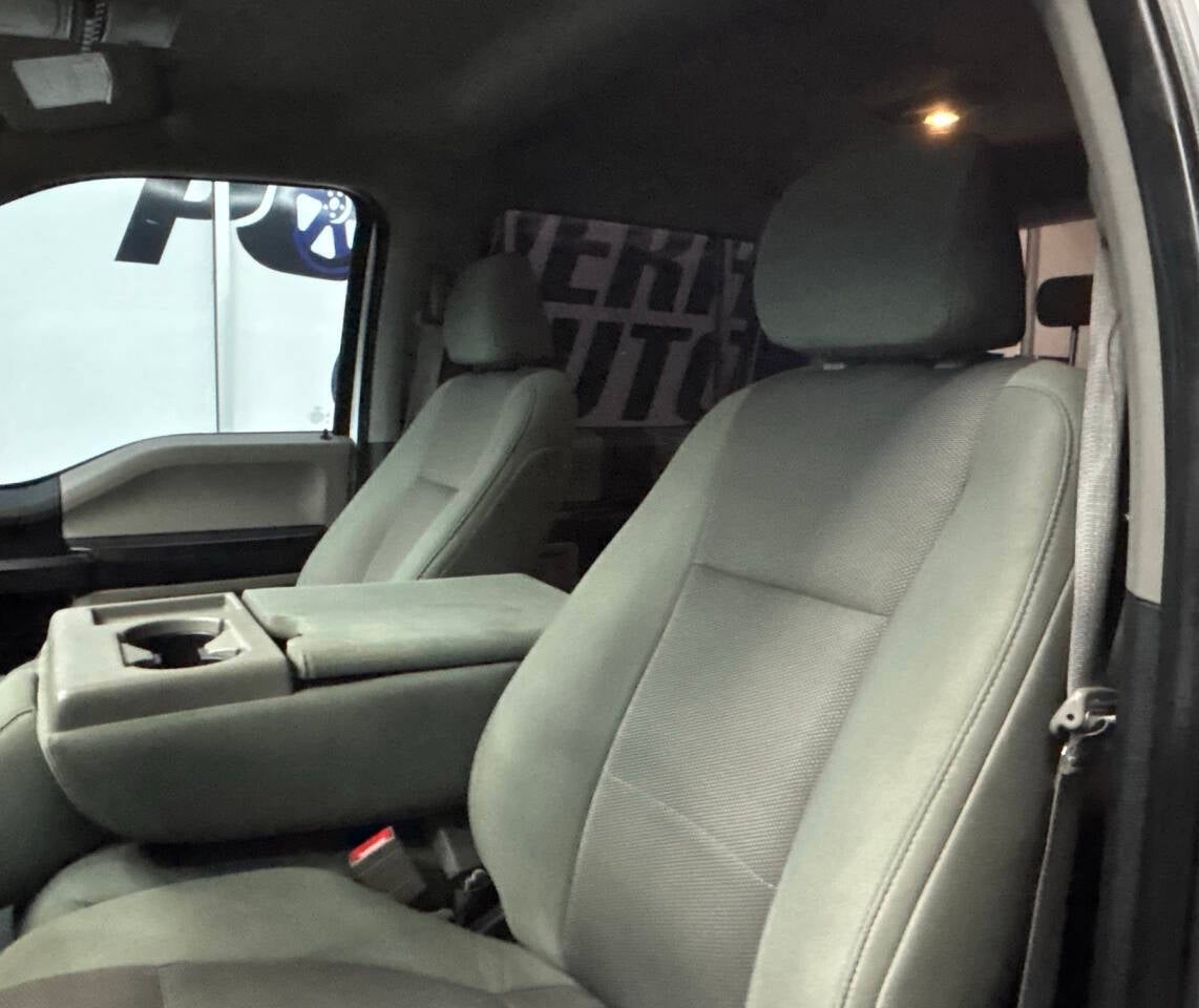 2019 Ford F-350 Super Duty XLT 4x4 4dr Crew Cab 8 ft. LB DRW Pickup