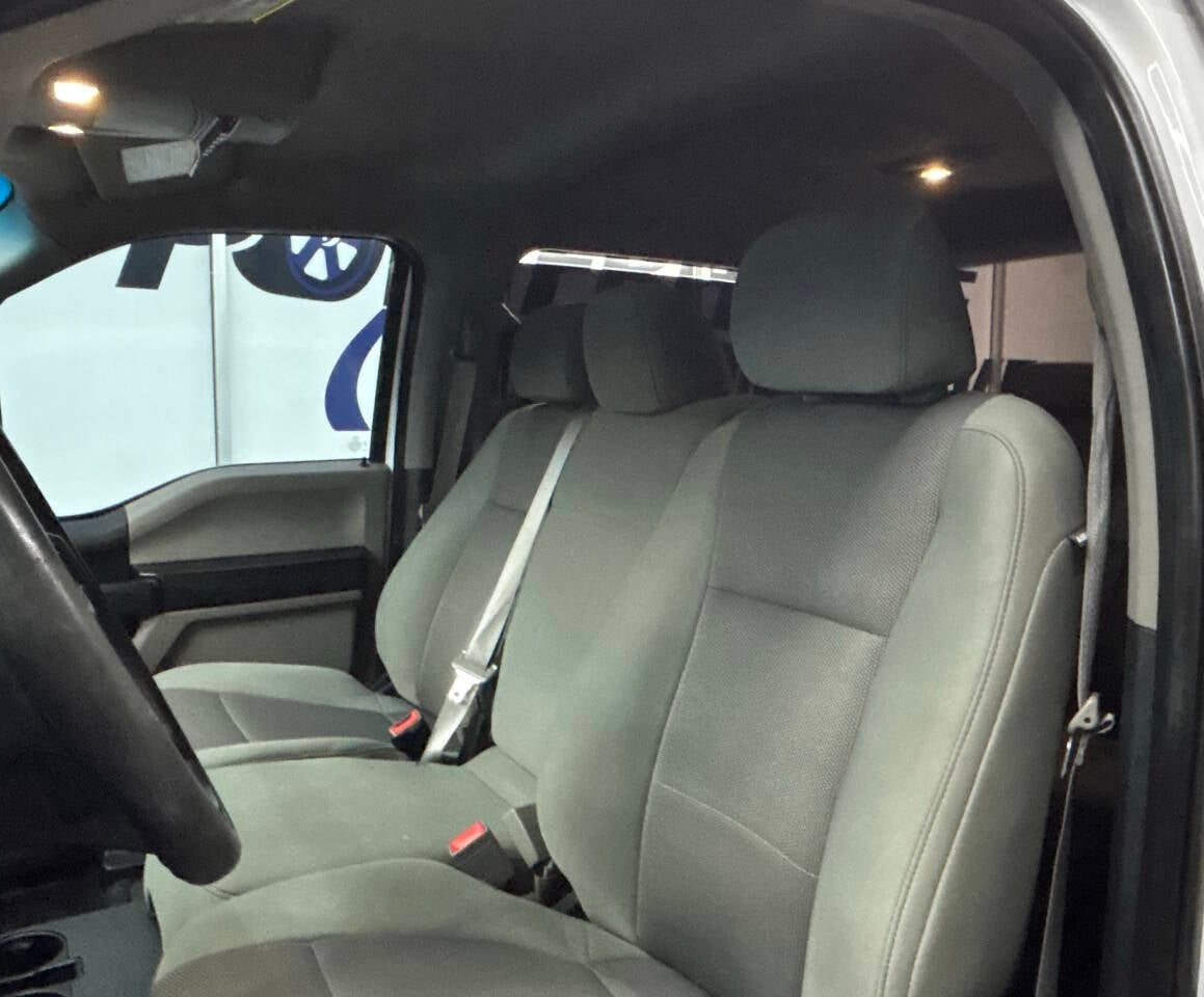 2019 Ford F-350 Super Duty XLT 4x4 4dr Crew Cab 8 ft. LB DRW Pickup