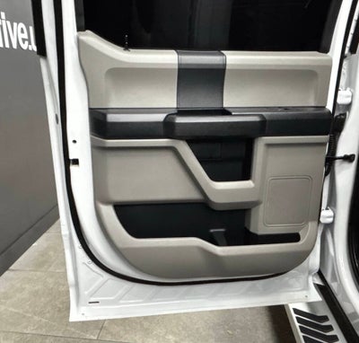 2019 Ford F-350 Super Duty XLT 4x4 4dr Crew Cab 8 ft. LB DRW Pickup