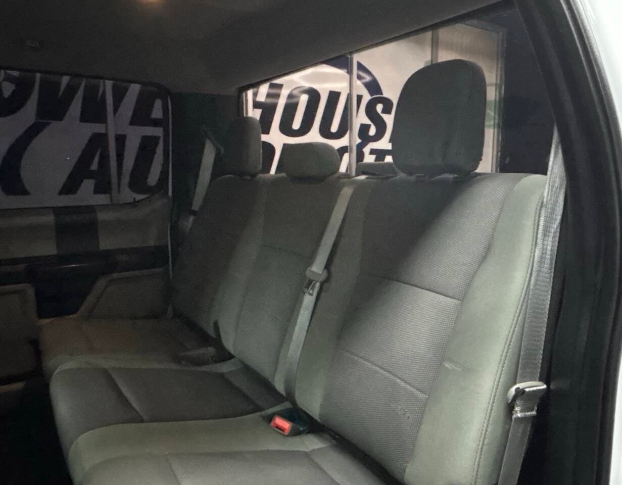 2019 Ford F-350 Super Duty XLT 4x4 4dr Crew Cab 8 ft. LB DRW Pickup