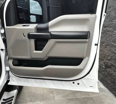 2019 Ford F-350 Super Duty XLT 4x4 4dr Crew Cab 8 ft. LB DRW Pickup