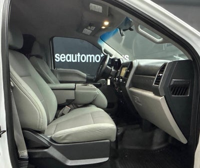 2019 Ford F-350 Super Duty XLT 4x4 4dr Crew Cab 8 ft. LB DRW Pickup