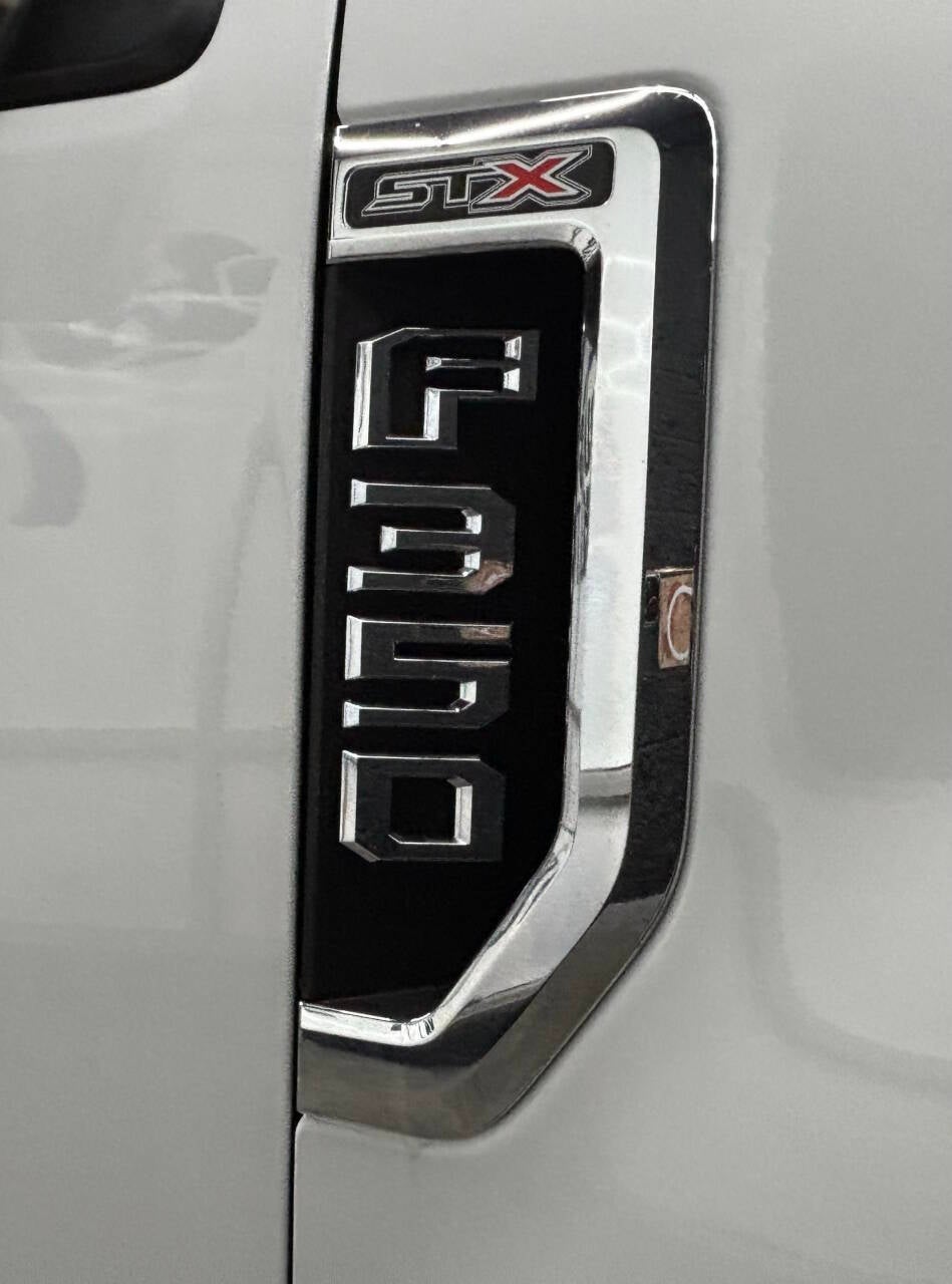 2019 Ford F-350 Super Duty XLT 4x4 4dr Crew Cab 8 ft. LB DRW Pickup